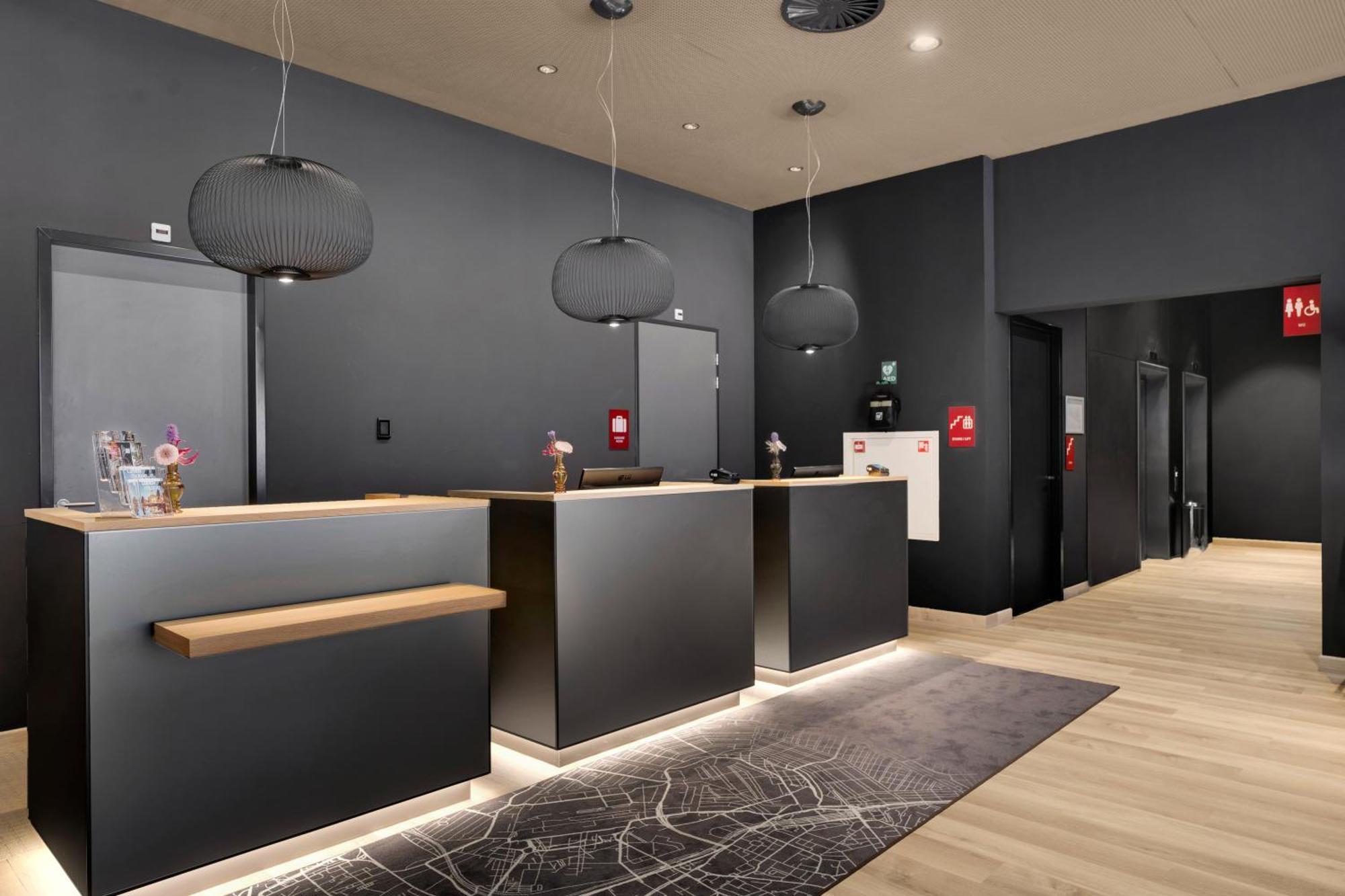 Intercityhotel 莱顿 外观 照片